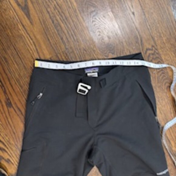Like New Men's Patagonia ski shell  pants sz 30 - Picture 7 of 8